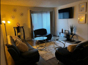Cozy 1BR & 1BA Apartment